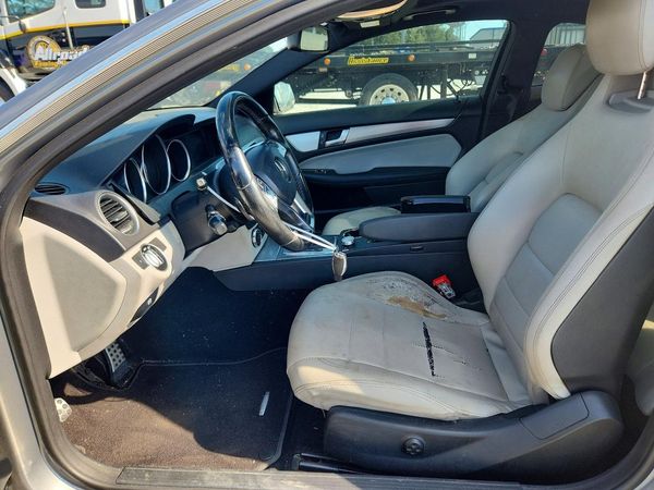 2012 MERCEDES-BENZ C