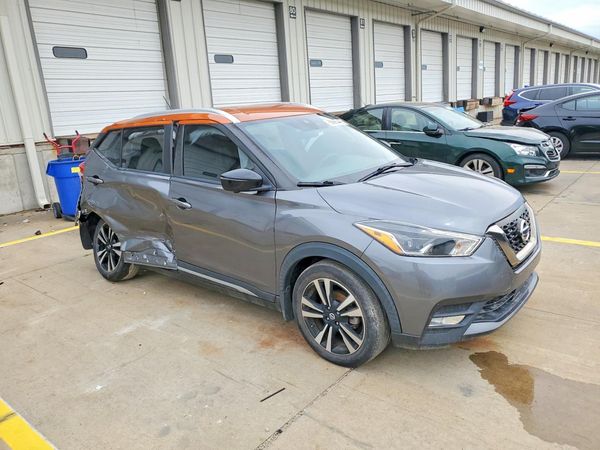 2020 NISSAN KICKS