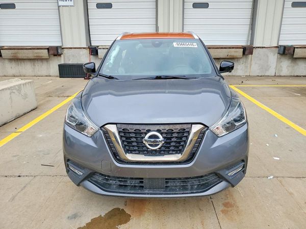 2020 NISSAN KICKS