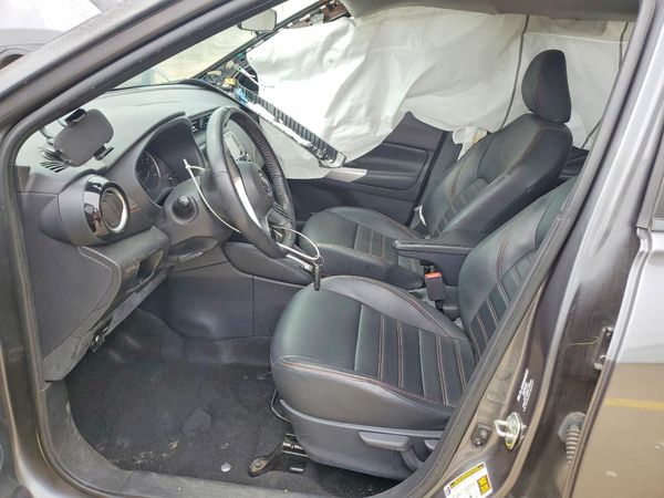 2020 NISSAN KICKS