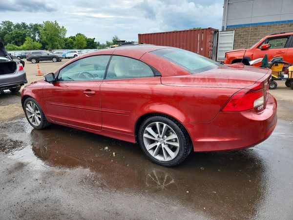 2012 VOLVO C70