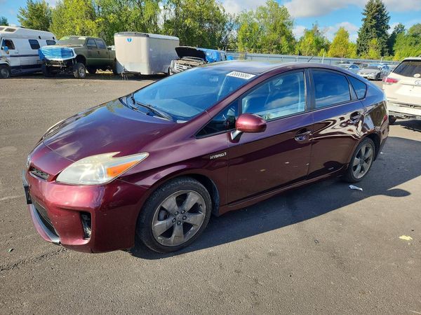 2013 TOYOTA PRIUS