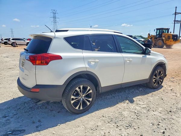 2015 TOYOTA RAV4