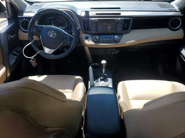 2015 TOYOTA RAV4