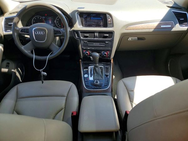 2012 AUDI Q5 Premium Plus