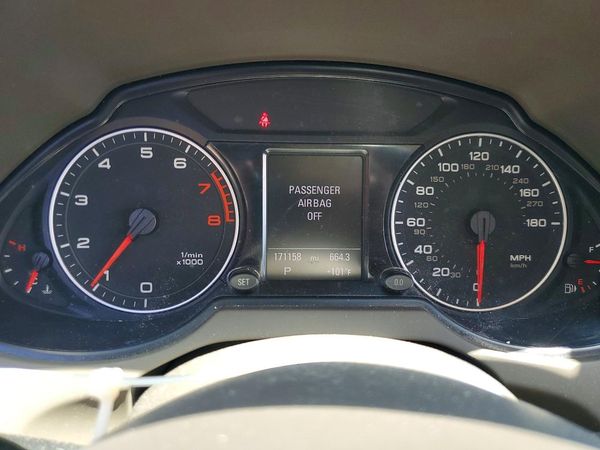 2012 AUDI Q5 Premium Plus