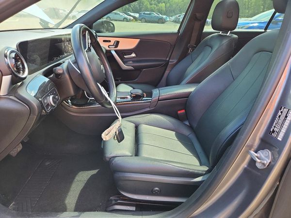 2019 MERCEDES-BENZ A