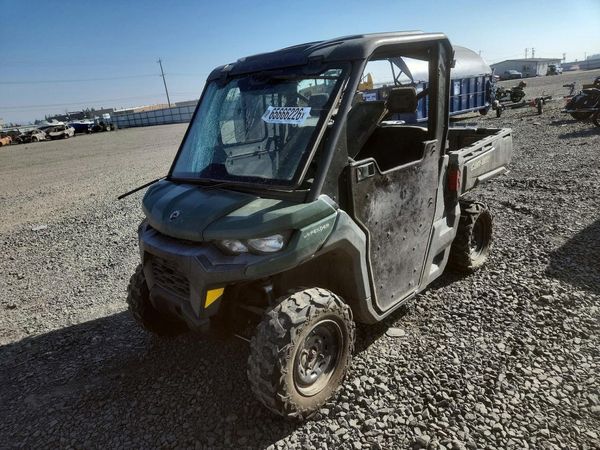 2022 CAN-AM DEFENDER
