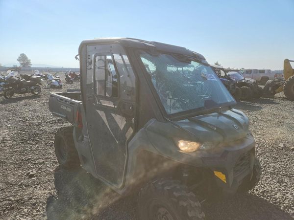 2022 CAN-AM DEFENDER