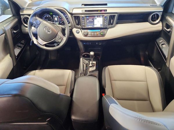 2017 TOYOTA RAV4 Ltd/SE Platinum