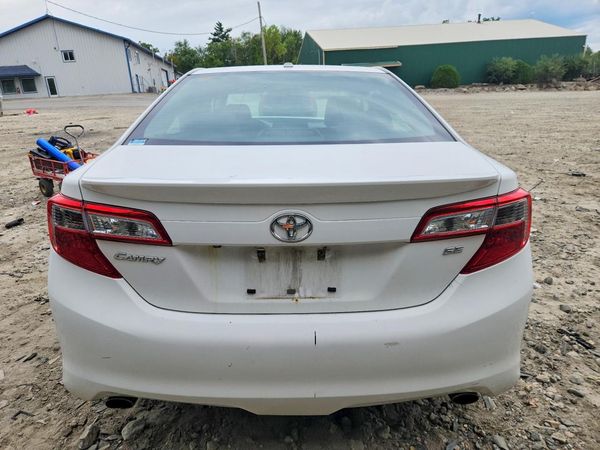 2014 TOYOTA CAMRY — DIRR