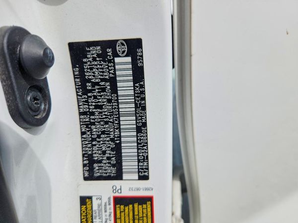 2014 TOYOTA CAMRY — VINS