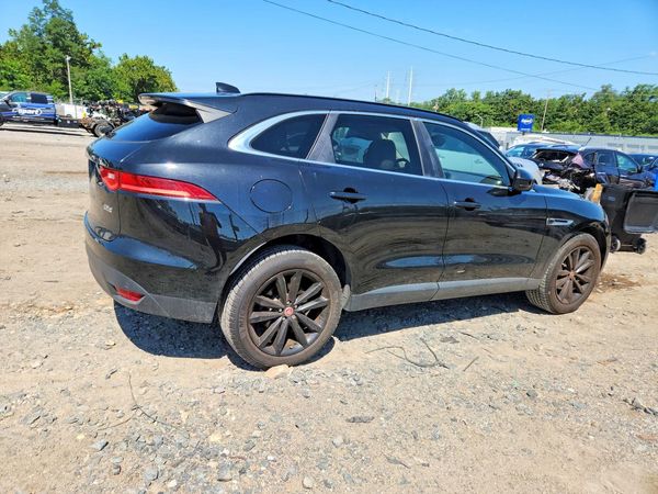 2017 JAGUAR F-PACE Prestige