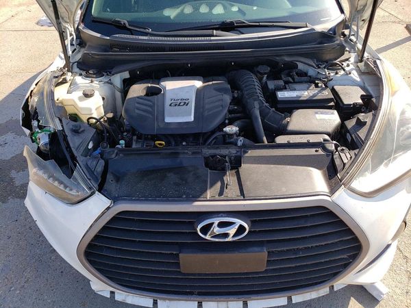 2016 HYUNDAI VELOSTER