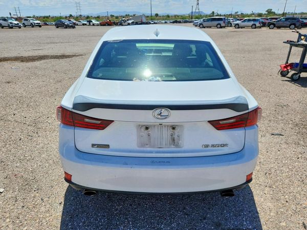 2016 LEXUS IS