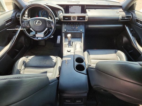 2016 LEXUS IS