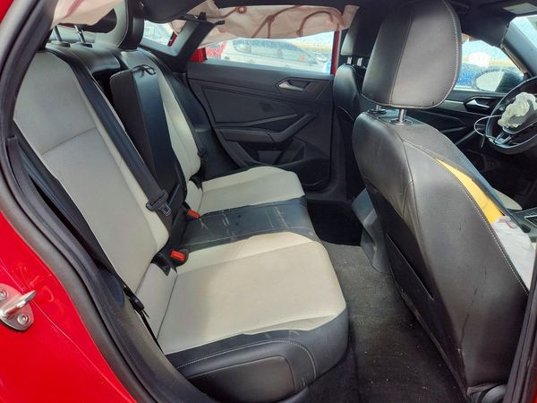 2019 VOLKSWAGEN JETTA S, SE, R-Line