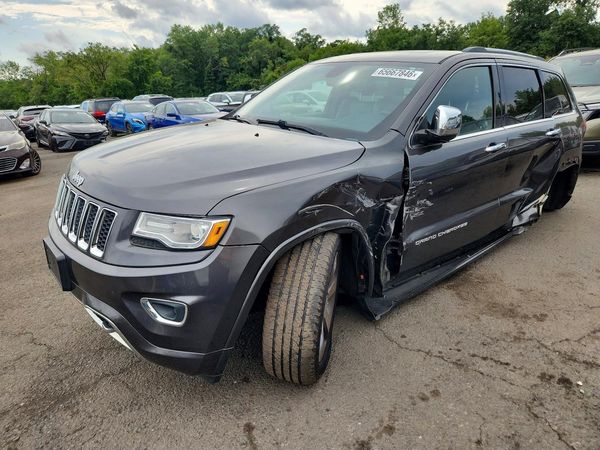 2015 JEEP CHEROKEE Overland — Front 3/4