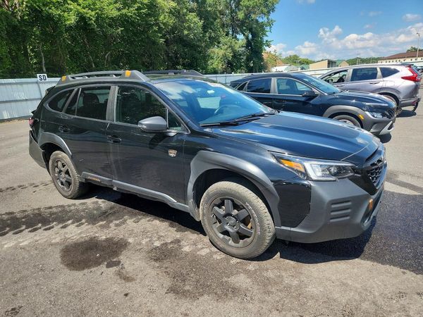 2022 SUBARU OUTBACK