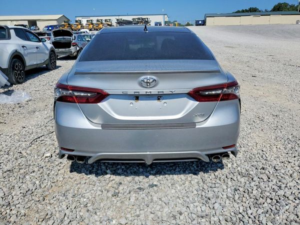 2022 TOYOTA CAMRY