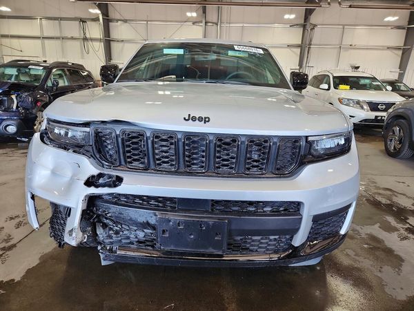 2024 JEEP GRAND CHEROKEE