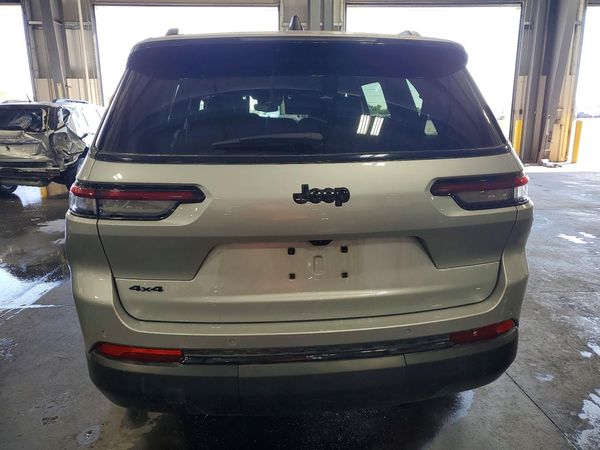 2024 JEEP GRAND CHEROKEE