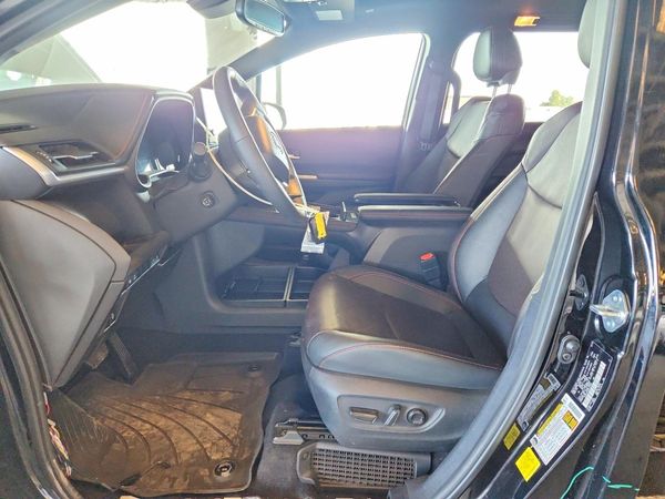 2025 TOYOTA SIENNA XSE