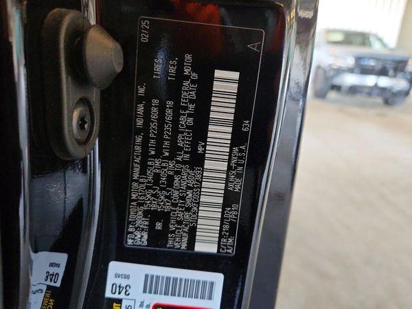 2025 TOYOTA SIENNA XSE