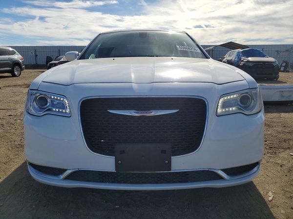 2015 CHRYSLER 300 Limited