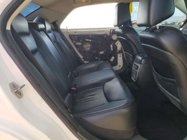 2015 CHRYSLER 300 Limited