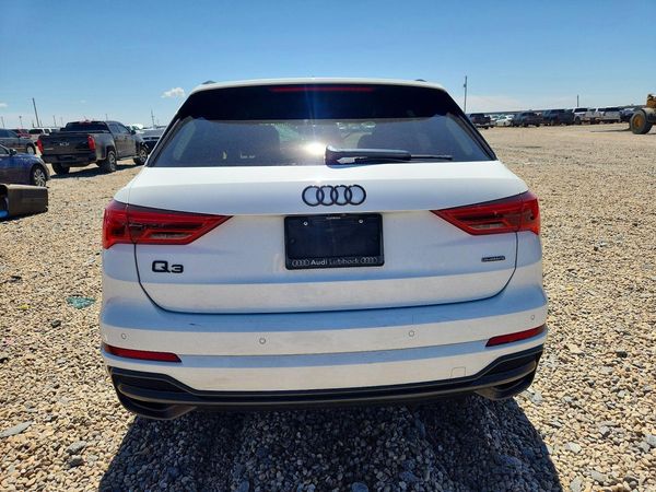 2021 AUDI Q3 S Line quattro Premium