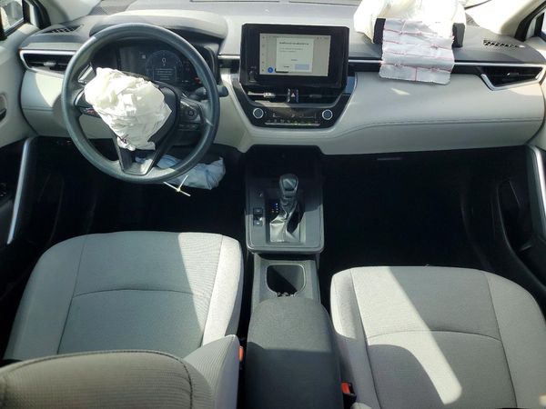 2026 TOYOTA COROLLA CROSS