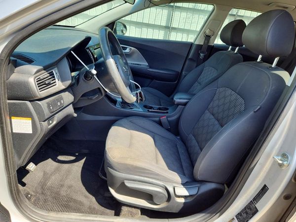 2018 KIA NIRO FE (HEV), LX (HEV) — DENT