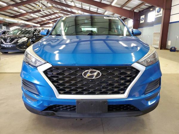 2020 HYUNDAI TUCSON SE