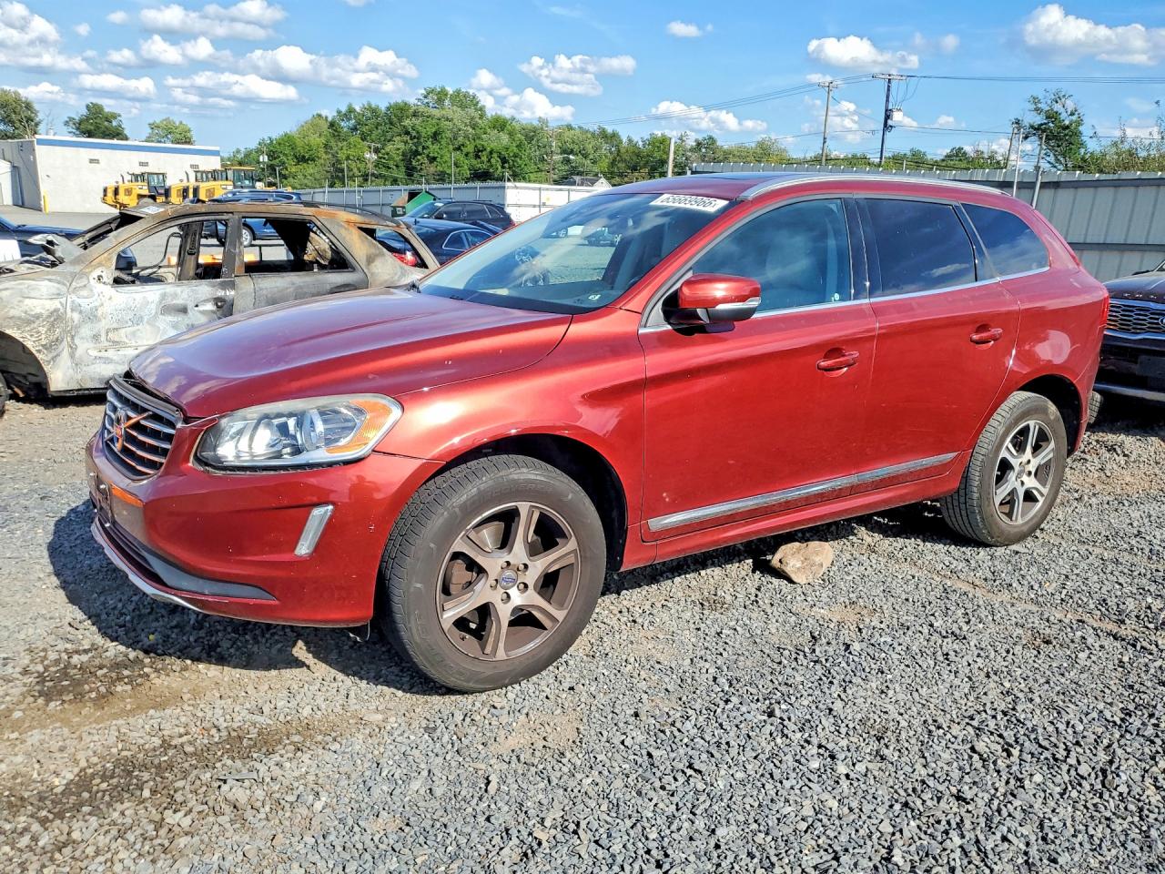 2015 VOLVO XC60 Premier (non R design)