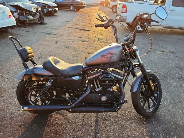2017 HARLEY-DAVIDSON XL