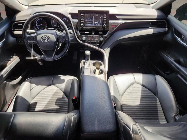 2021 TOYOTA CAMRY SE + Convenient Pkg