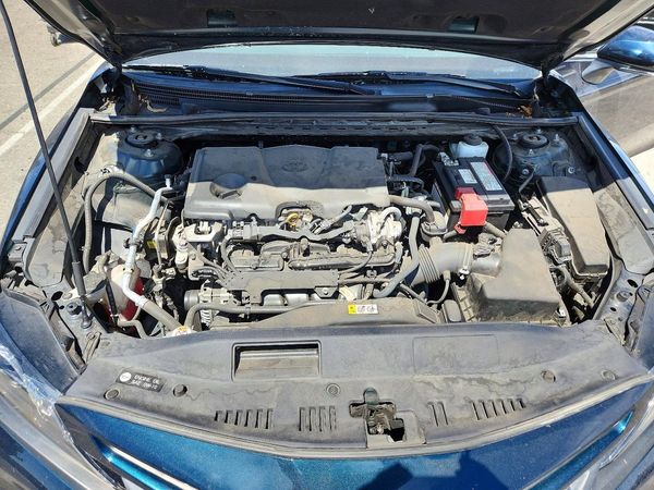 2021 TOYOTA CAMRY SE + Convenient Pkg