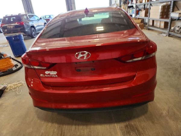 2017 HYUNDAI ELANTRA