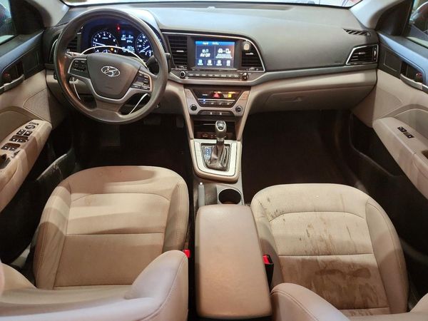 2017 HYUNDAI ELANTRA