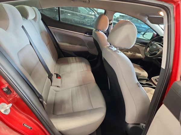 2017 HYUNDAI ELANTRA