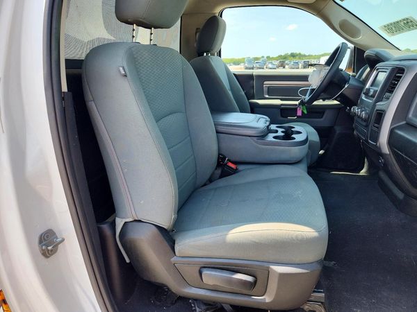 2020 RAM 1500 CLASSIC Classic DS