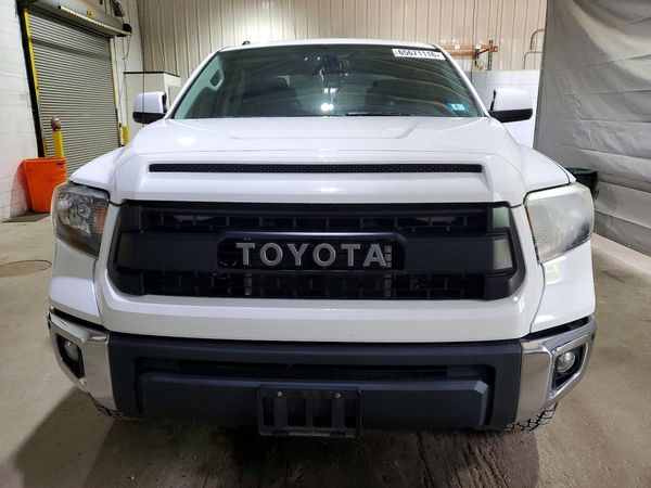 2015 TOYOTA TUNDRA Limited Grade