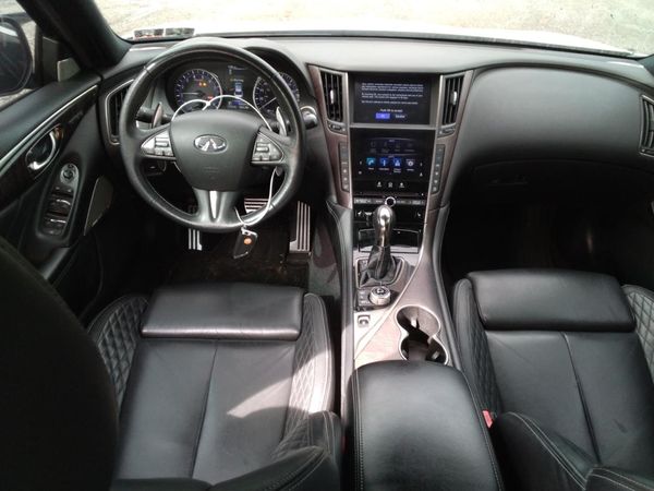 2017 INFINITI Q50 PREMIUM