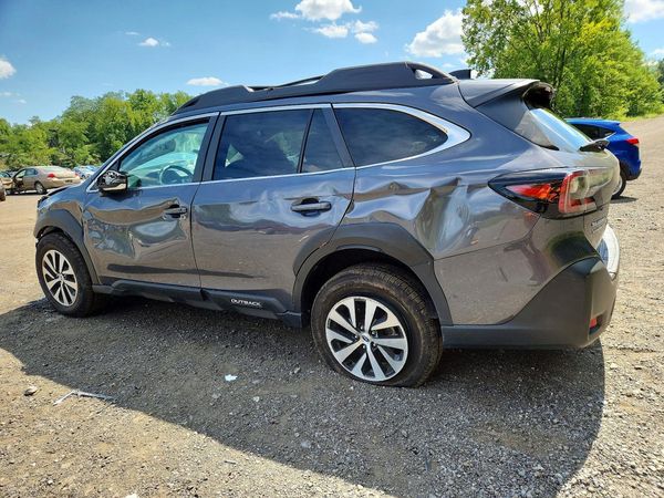 2025 SUBARU OUTBACK