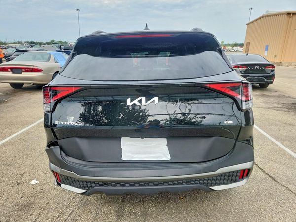 2024 KIA SPORTAGE X-LINE