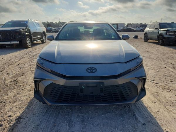 2025 TOYOTA CAMRY