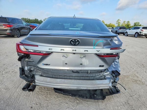 2025 TOYOTA CAMRY