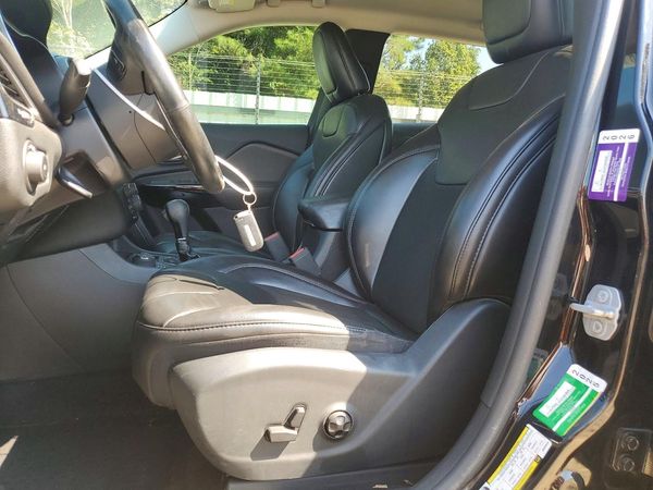2019 JEEP CHEROKEE LATITUDE PLUS 4X4