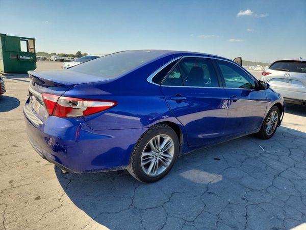 2016 TOYOTA CAMRY